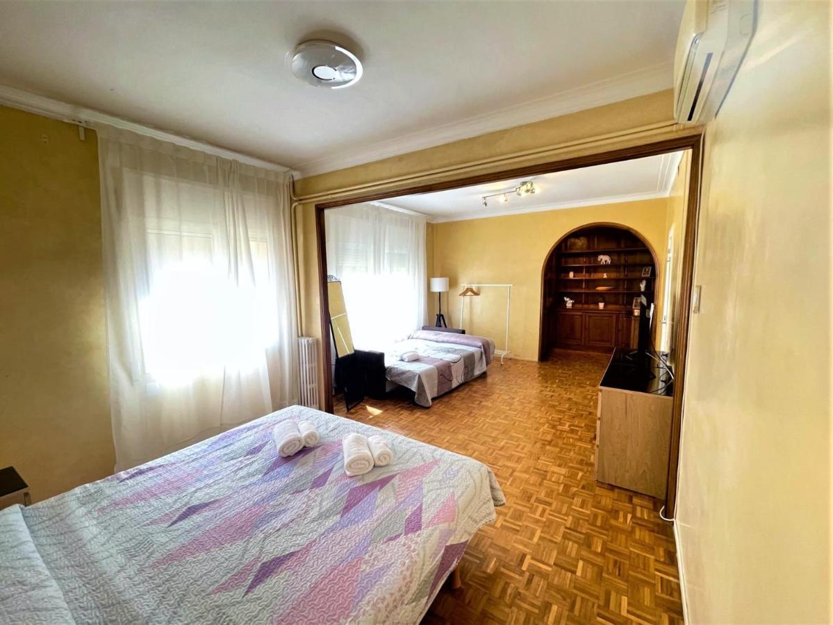 Villarroel Bed & Breakfast Barcelona